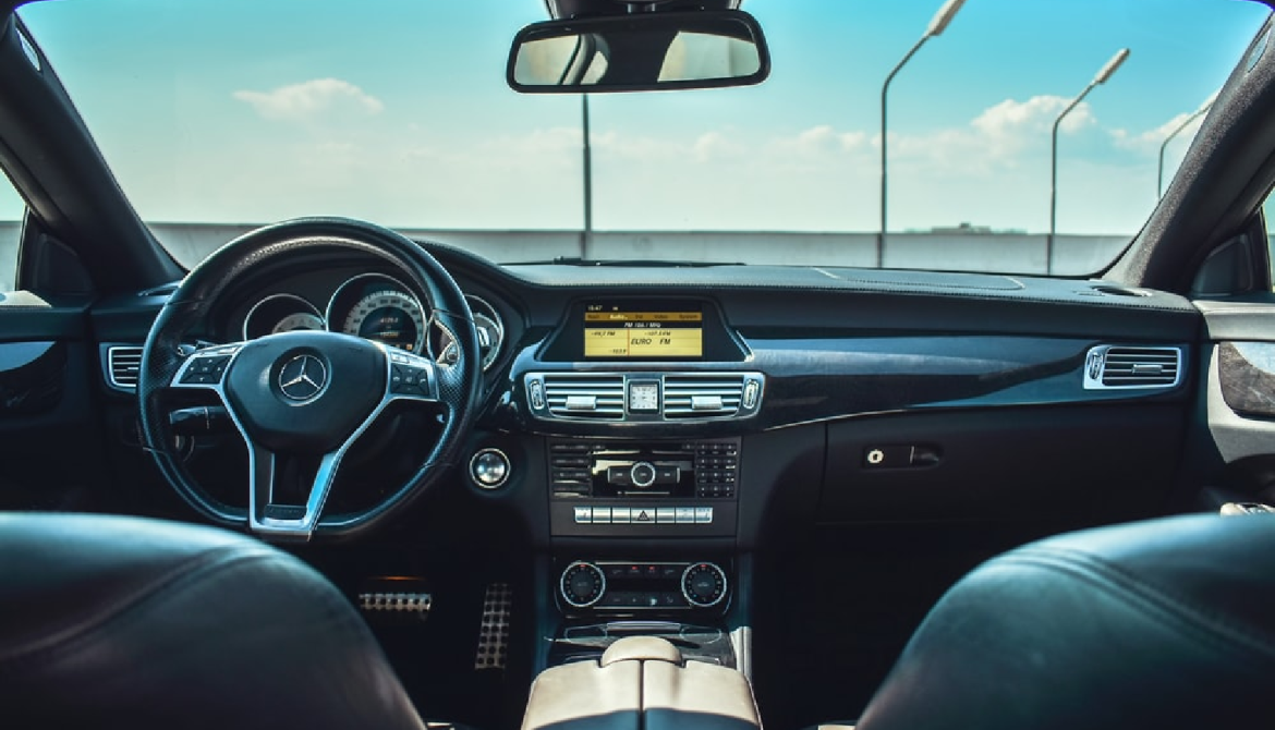 Keeping Your Car’s Interior Clean: Learn How to Do it Naturally