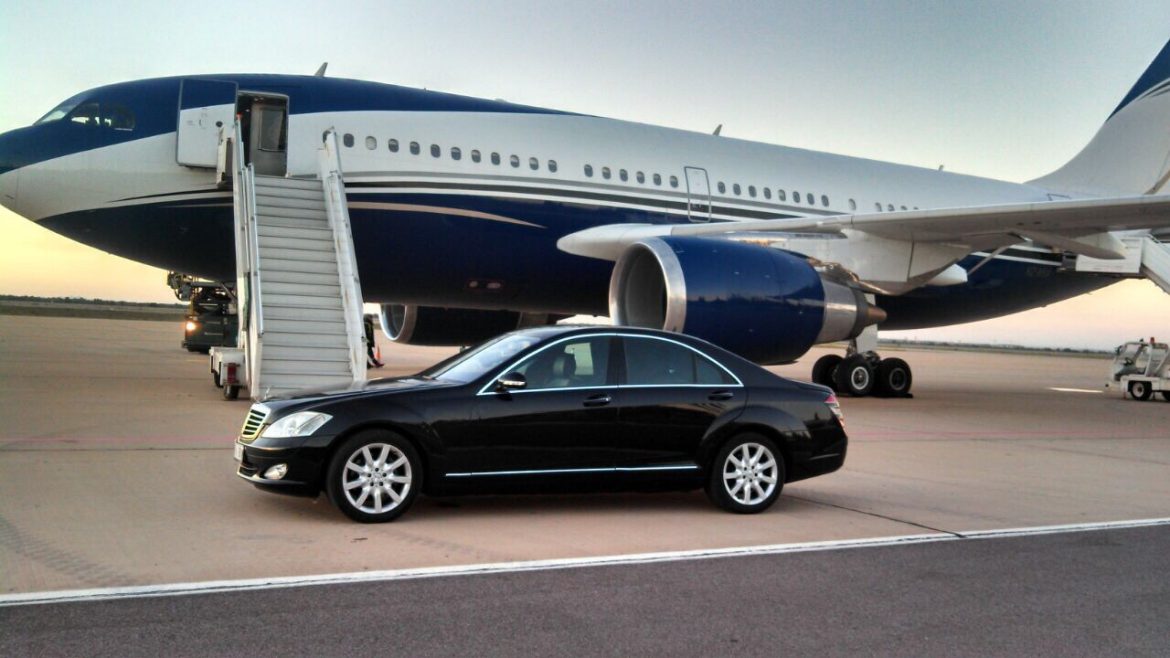 Airport Limo Service LaGuardia