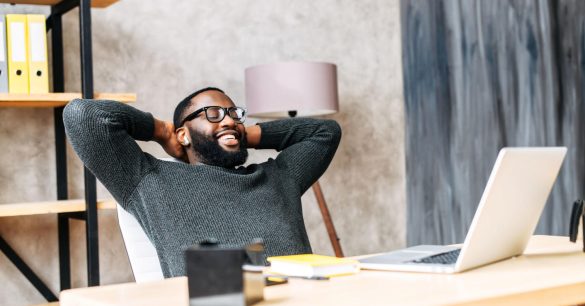 The freelancer took an advance payment and immediately disappeared