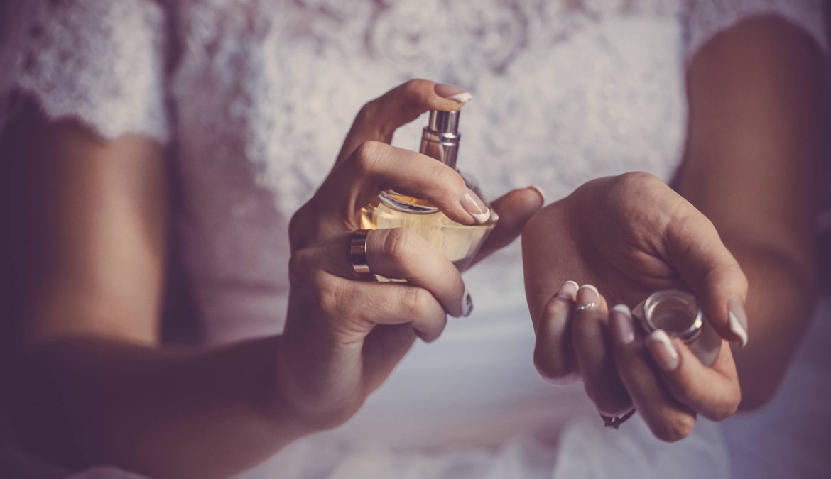 How To Spot No Synthetic Perfume Chemicals: A Guide For The Conscious Consumer