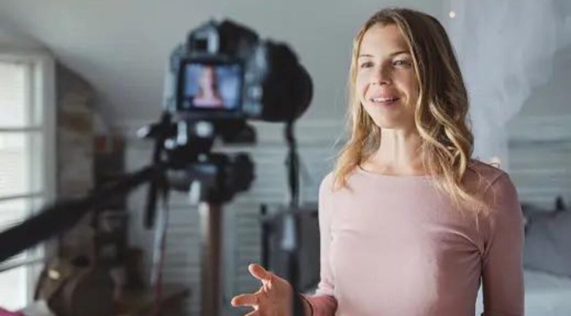 The Ultimate Guide to Live Chat Solutions