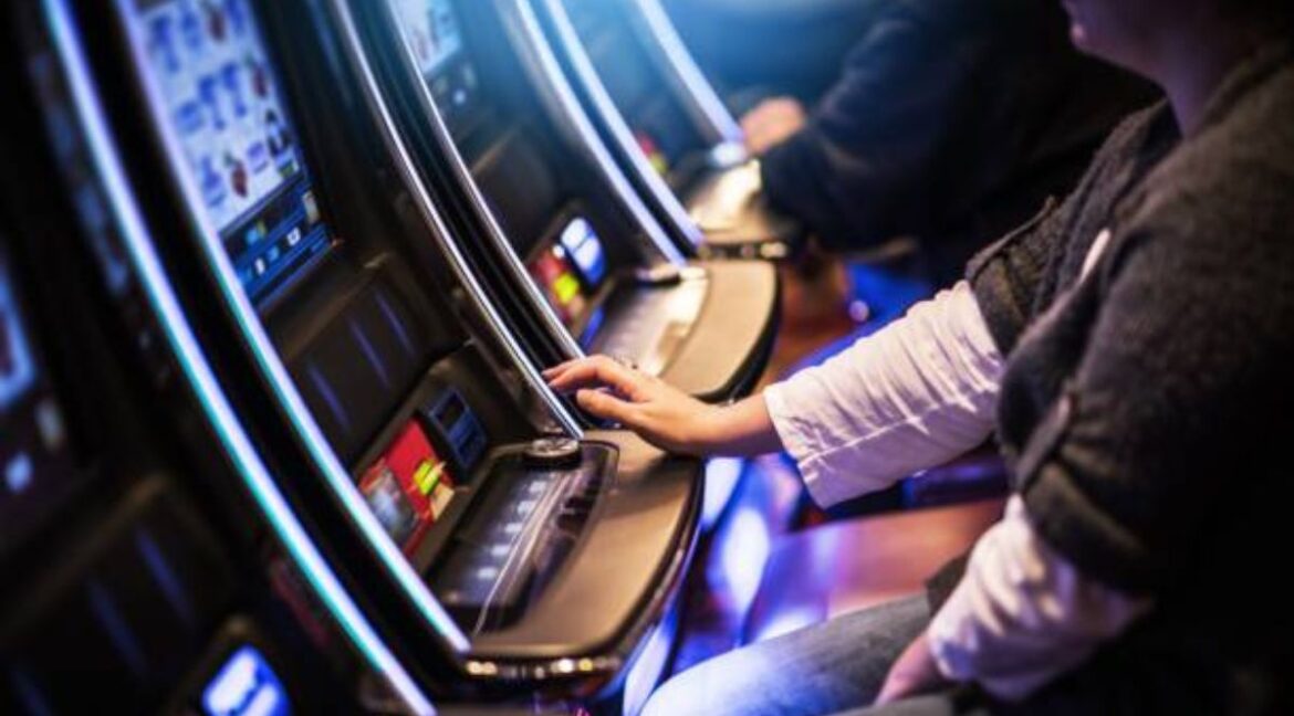 Untitled design – 2023-11-17T195037.238 Latest Official Gacor Maxwin Slot Gambling Site Link Today