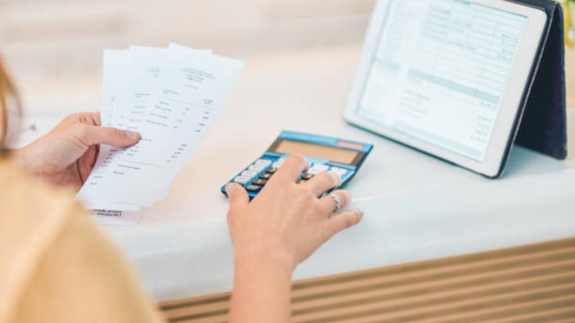 What Should I Look Out for When Selecting an Accountant?