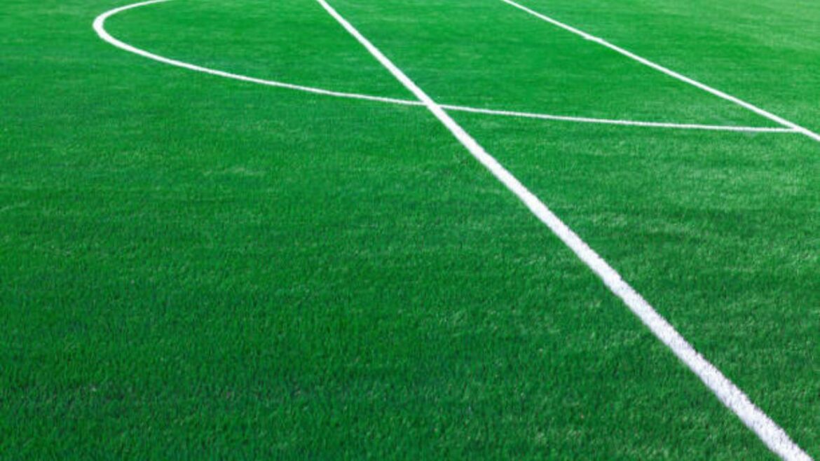 Unlocking Success: Understanding Advantage Law in Soccer | Reddy Anna Report