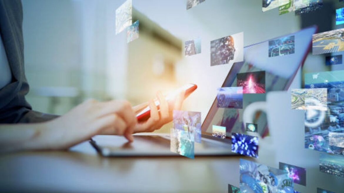 Untitled design – 2024-05-16T221754.618 How to Download any Images from Flickr?