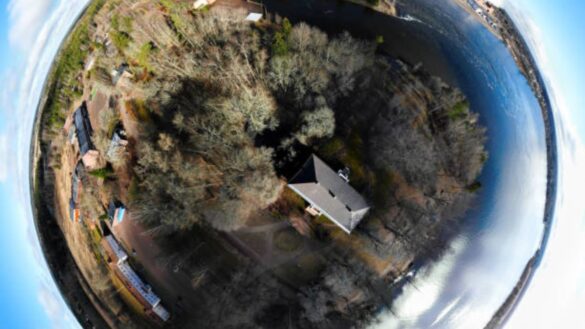 Waldo's Hidden Gems: Jessica Fulk Spills the Tea on KC's Hottest 'Hood