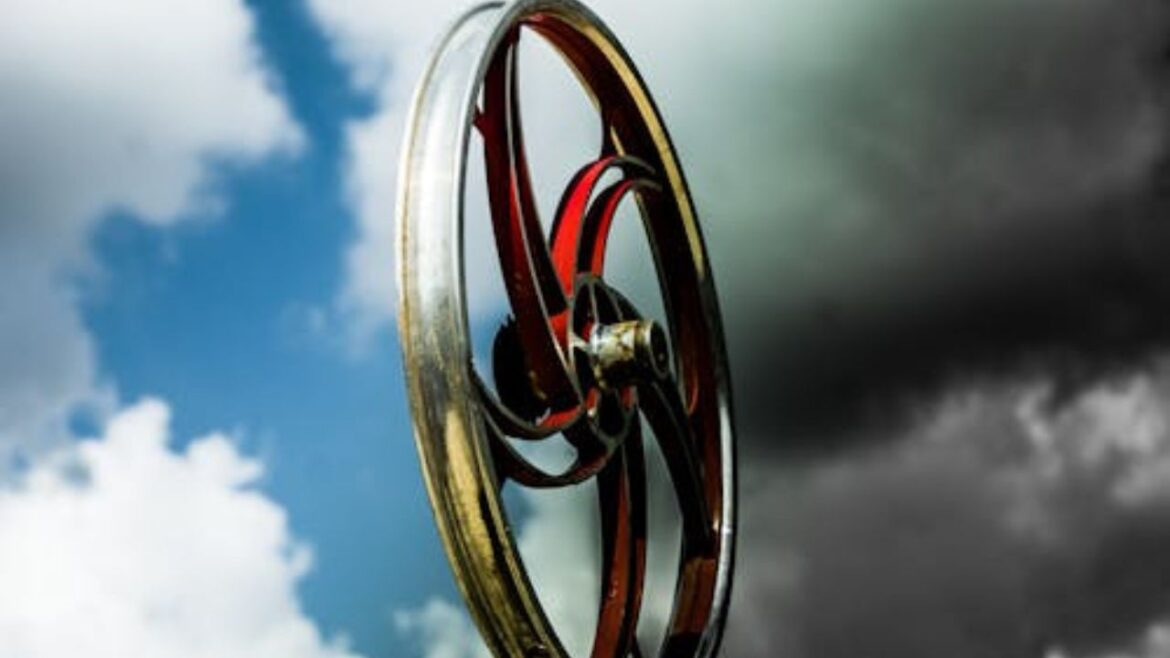 Alloy Software: ITIL vs Agile: Bros or Foes?