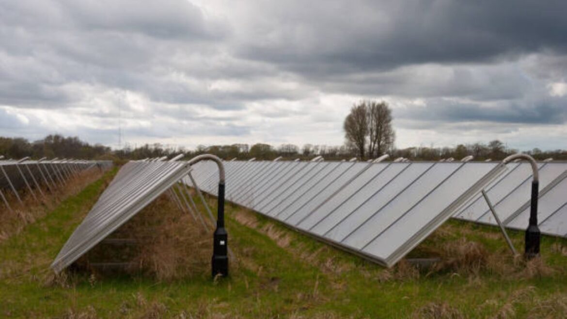 Do Solar Panels Work in Cloudy Weather?