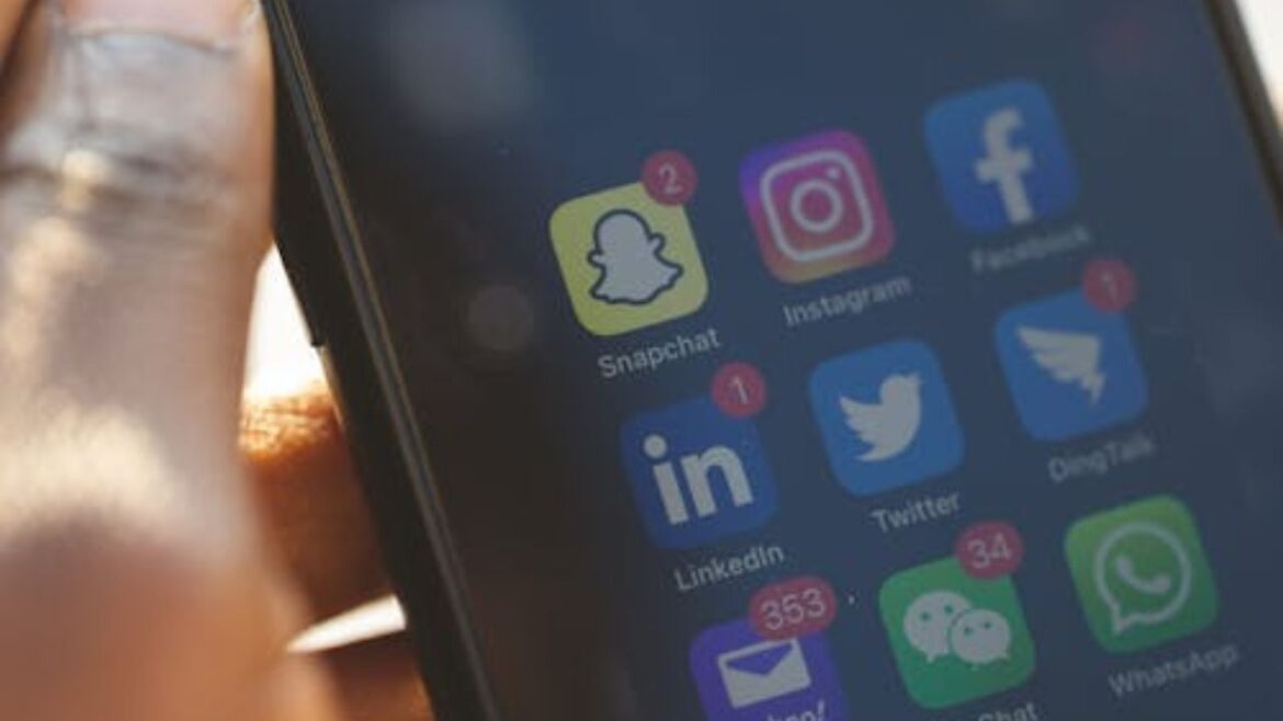 Analyzing the Myths Surrounding WhatsApp Web