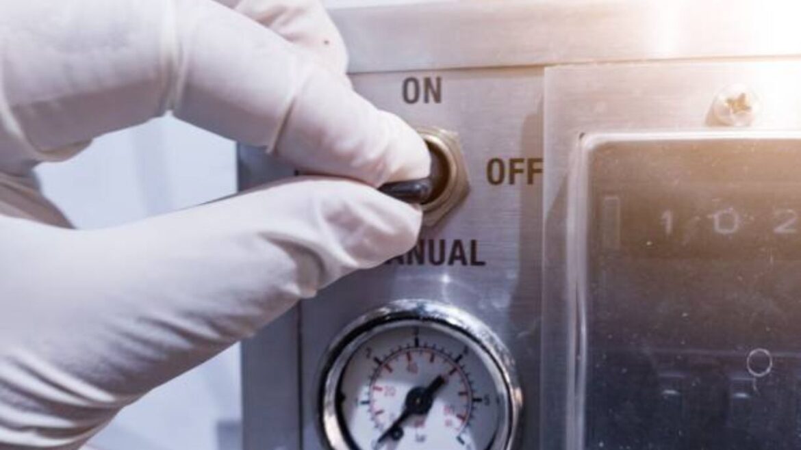 Precision Gas Control in Analytical Laboratories